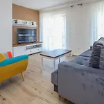 Bellevue By Interhome Hébergement de vacances Makarska